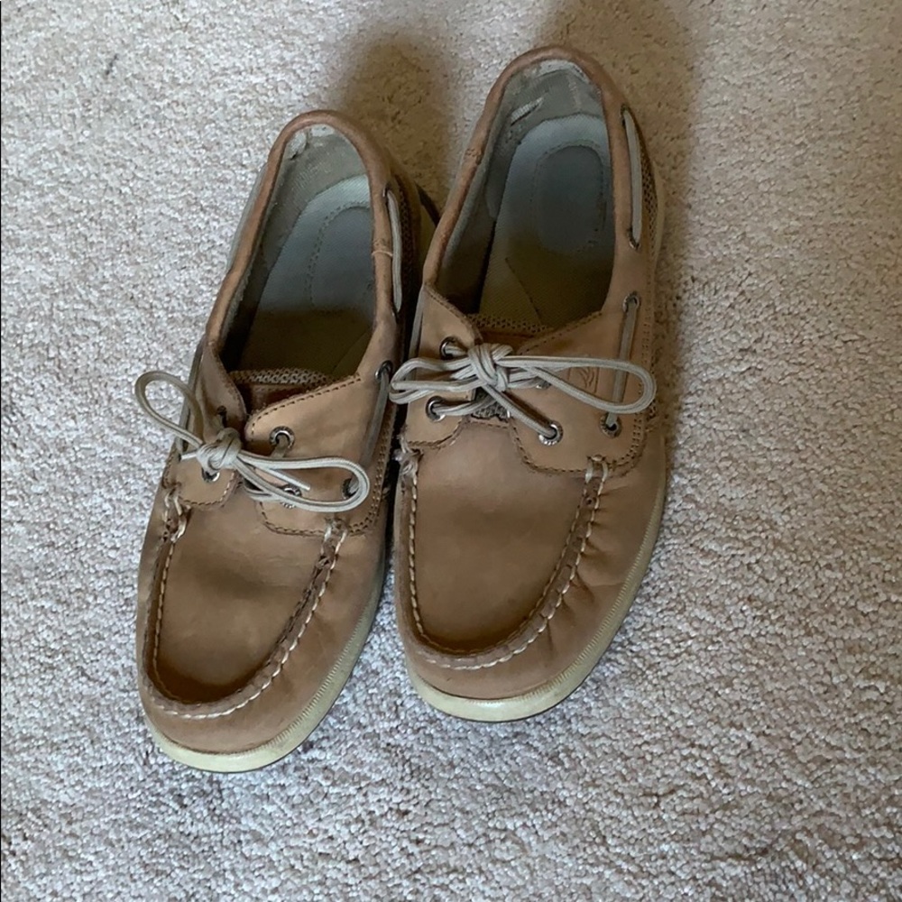 Sperry’s - Picture 2 of 2
